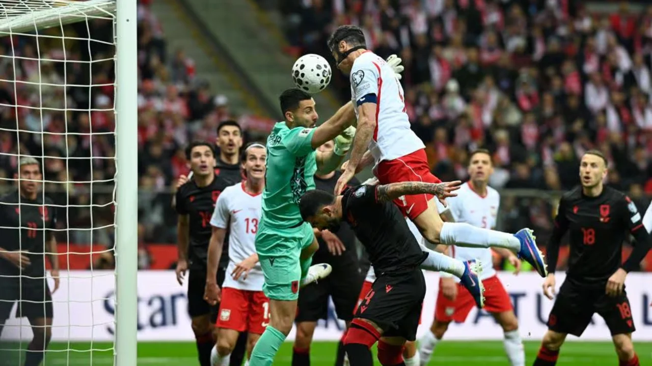 Shqipëria bie në Varshavë  Polonia përmbys kuqezinjtë dhe shuan ëndrrën e Botërorit