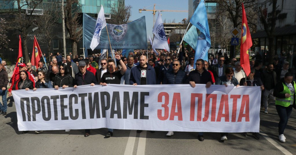 Protesta e sindikatave  Pagë minimale 600 euro  paralajmërohet grevë 24 orëshe