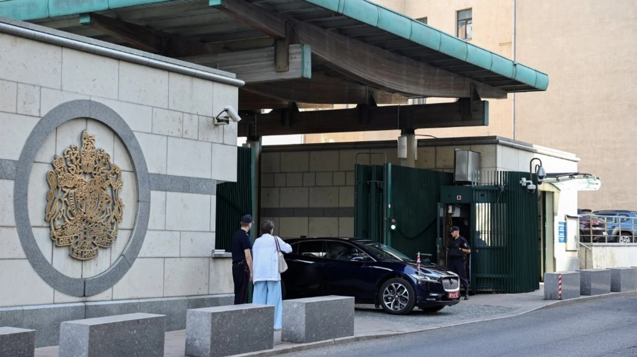 Rusia dëbon diplomat britanik për spiunazh