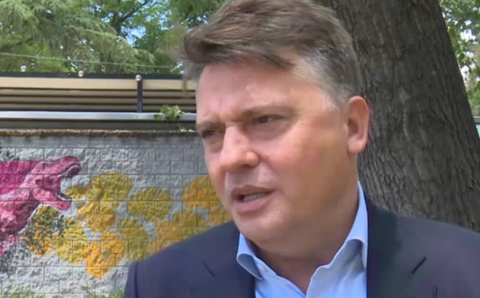 LSDM përjashton Petre Shilegovin 