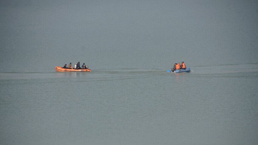 Përmbyset varka me pelegrinë në Indi  të paktën 10 viktima