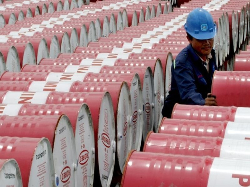 Bien rezervat e naftës në SHBA  BE thërret ambasadorët