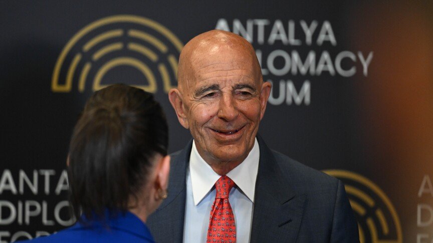 Ambasadori i SHBA së në Turqi kërkon gjetjen e alternativave për Ngushticën e Hormuzit për sigurinë energjetike