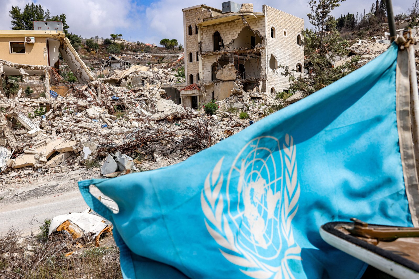 Në Liban  armëpushim në letër  kaos në terren  UNIFIL në mes të krizës