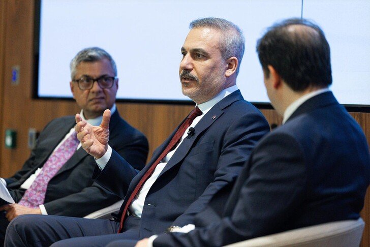 Kryediplomati turk  Izraeli është bërë  kërcënim i drejtpërdrejtë për sigurinë globale   nevojitet  reagim kolektiv 