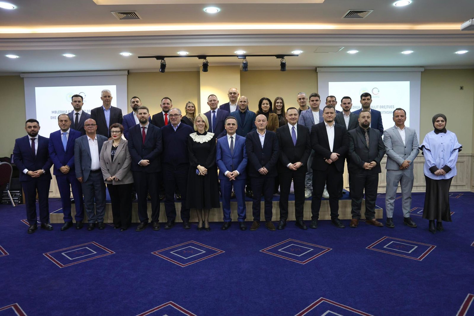 Tetova  nikoqire e Unionit të Bashkive Shqiptare në Rajon 