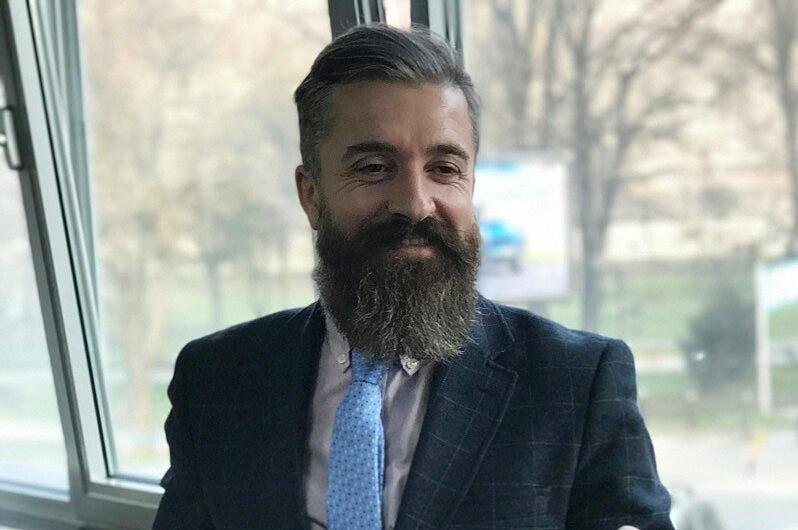  Një faqe    Revista  Shenja 