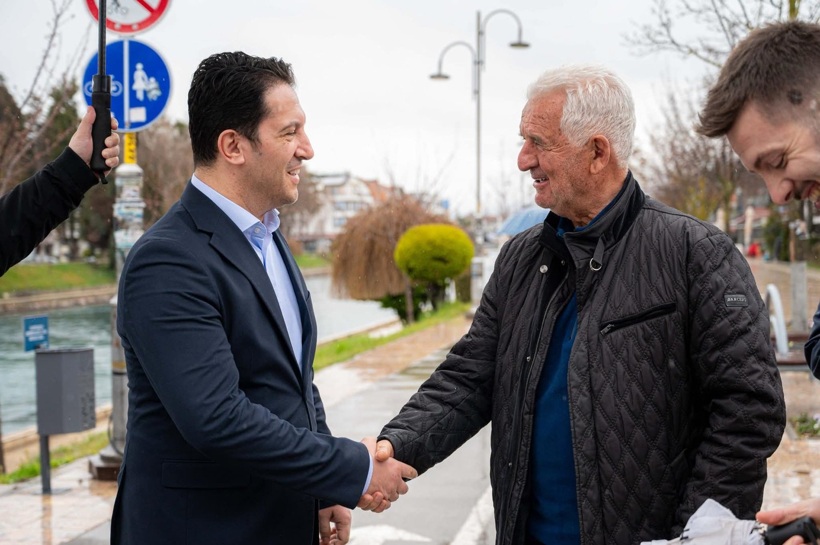 Zv kryeministri i parë Bekim Sali takon veprimtarin Shpëtim Pollozhani në Strugë