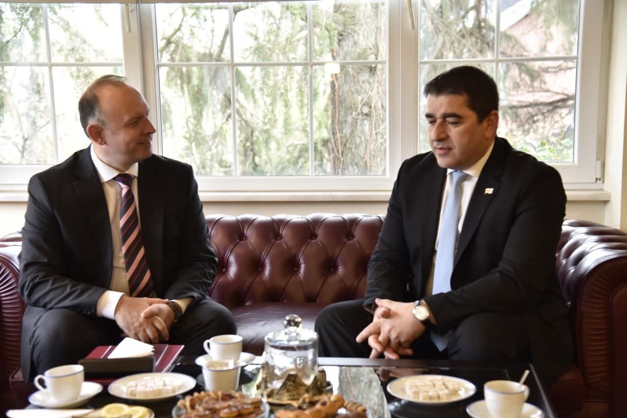 Gashi takon Papuashvilin në Stamboll  fokus bashkëpunimi parlamentar