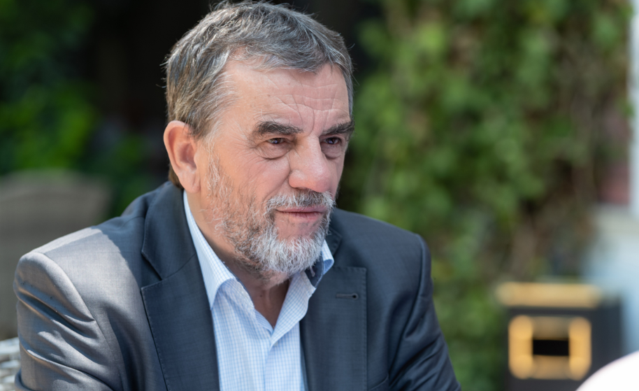 Shenja   revistë e sintezës së mendimit tim publicistik