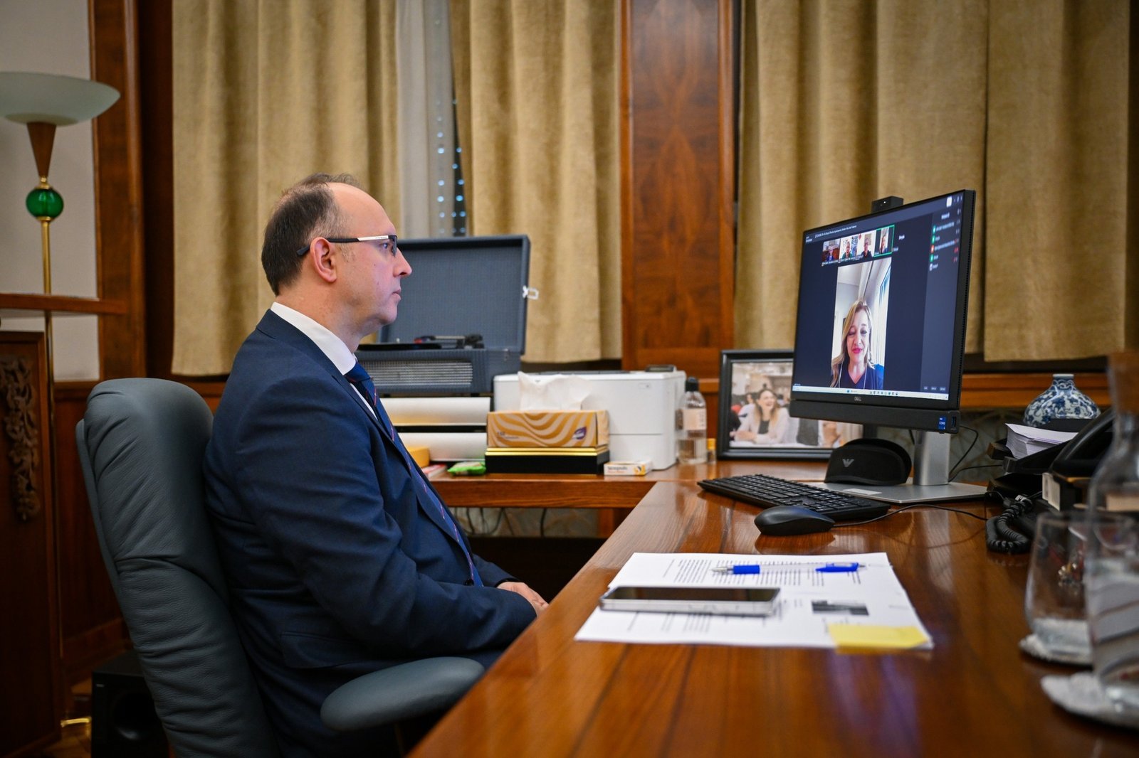 Diplomacia parlamentare në fokus  Gashi takim me Avgerinopulu