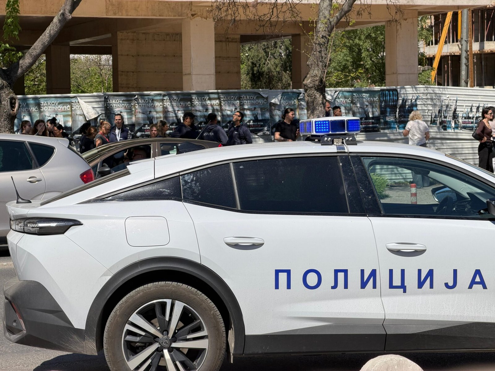 Alarme për bomba në qendrat tregtare  East Gate  dhe  Diamond 