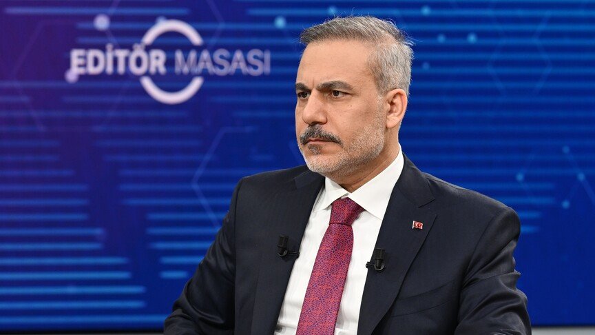 Turqia paralajmëron kundër zgjidhjeve ushtarake mbi Ngushticën e Hormuzit  bën thirrje për qasje paqësore