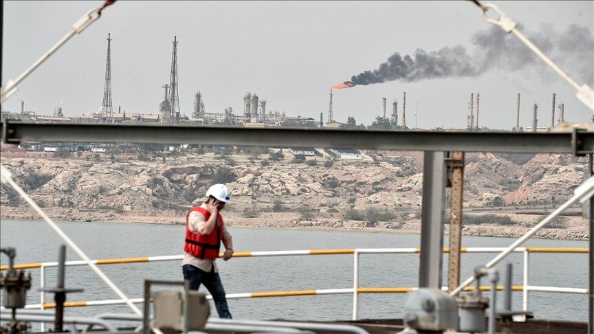 Ndërpritet energjia elektrike në Ishullin Kharg të Iranit pas sulmeve të rënda amerikane