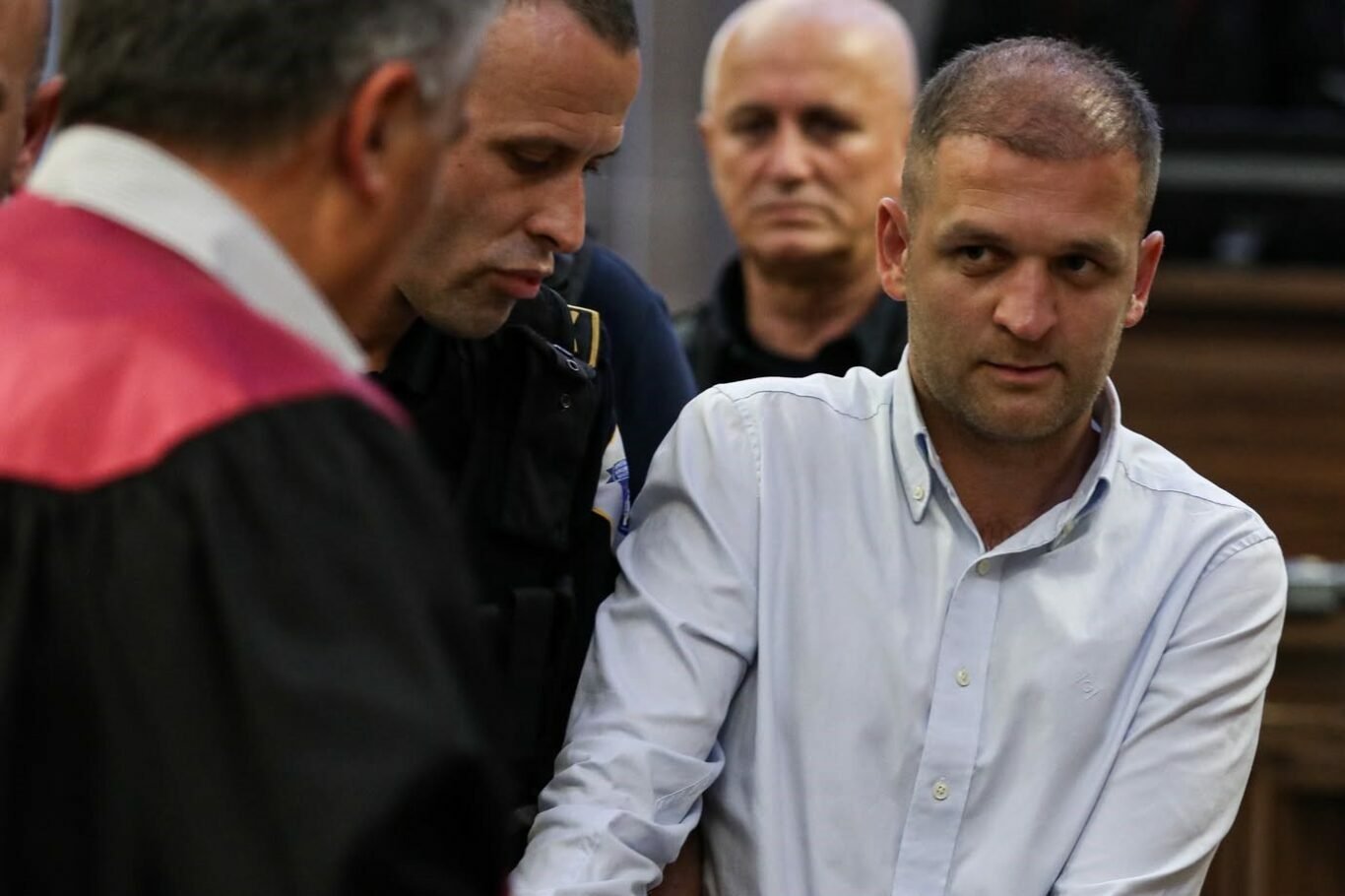 Vrasja e Liridona Ademajt  Murseli e Plava dënohen me burgim të përjetshëm  Kokalla me 30 vjet