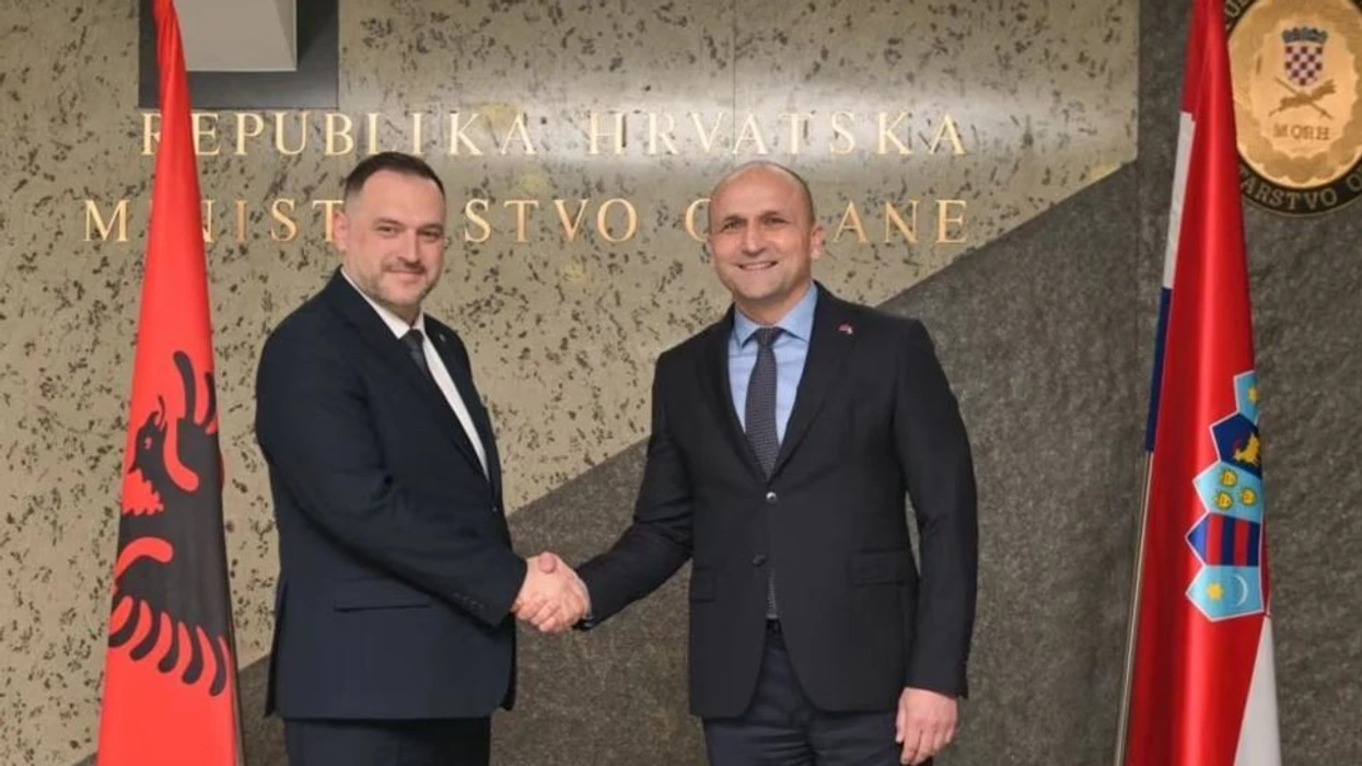 Shqipëria dhe Kroacia pajtohen për forcimin e mëtejshëm të mbrojtjes  i mohojnë përsëri pretendimet e Serbisë