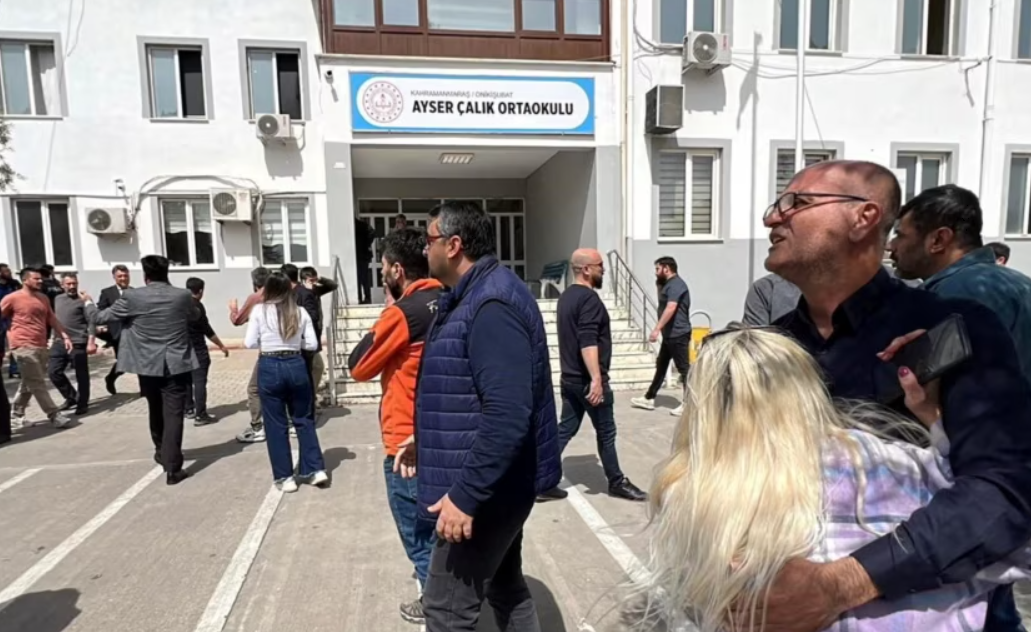 Nxënësi vret nëntë persona në një shkollë të mesme në Turqi