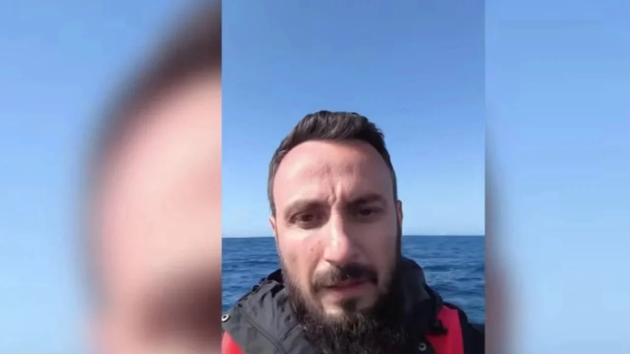 Aktivisti shqiptar Baki Goxhaj  pjesëmarrës në flotiljen  Sumud   është rrugës për në Shqipëri