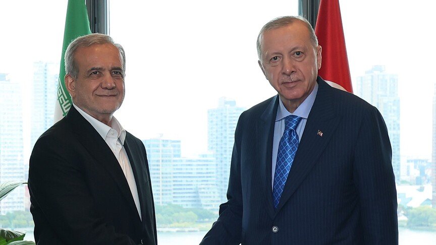 Erdogan homologut iranian  Turqia e gatshme të mbështesë përpjekjet për paqe dhe stabilitet
