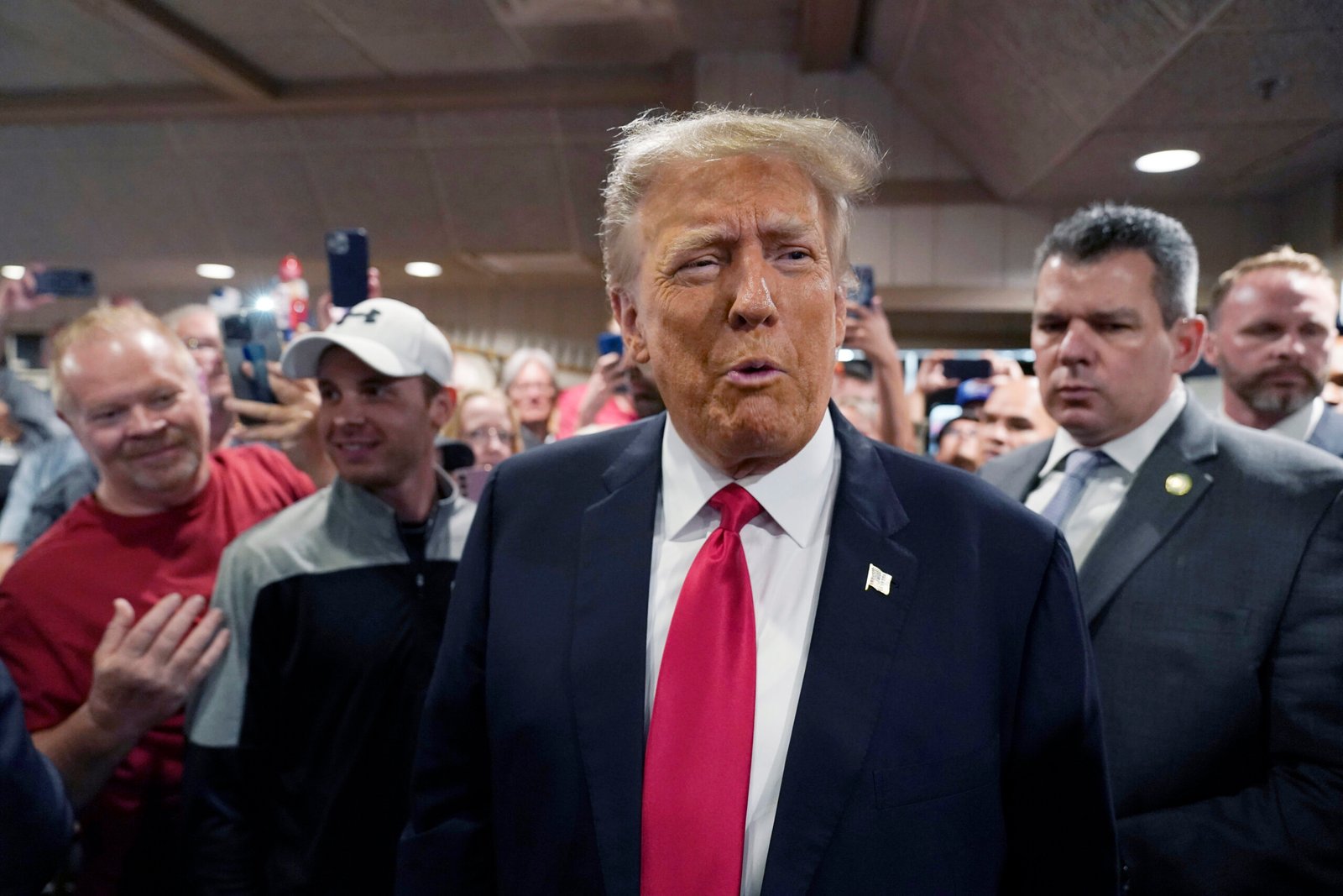 Zyrtari i Shtëpisë së Bardhë  Trump do të bëjë marrëveshje me Iranin  vetëm që është e mirë për Amerikën 