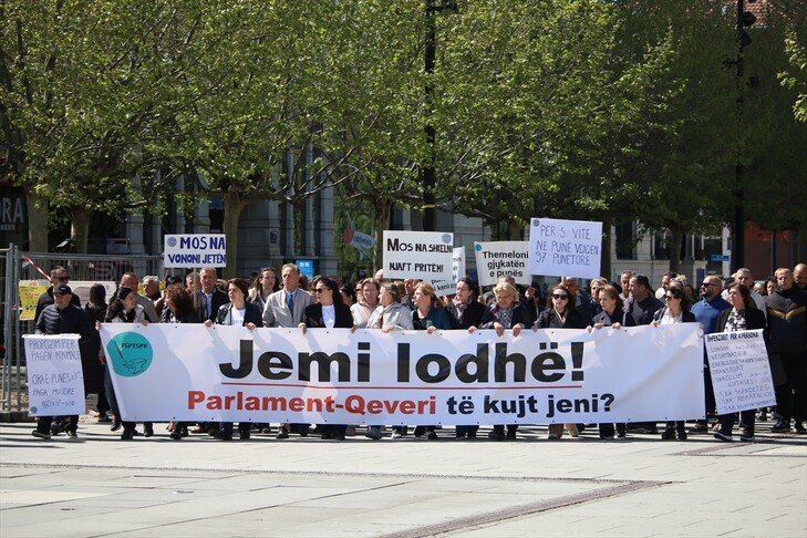 Kosovë  mbahet protestë me rastin e Ditës Ndërkombëtare të Punëtorëve