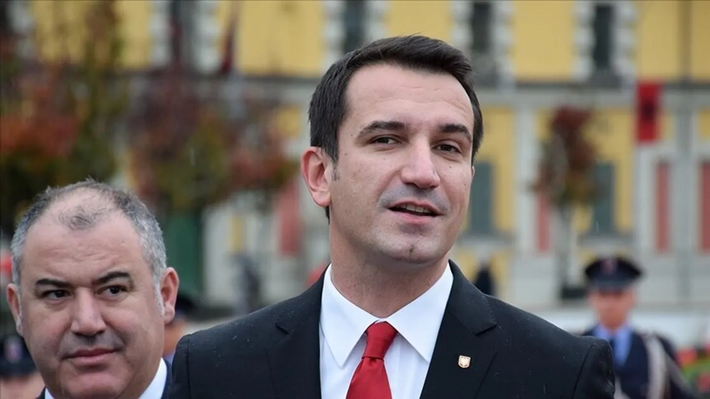 Gjykata e Lartë lë në fuqi masën  arrest në burg  për kryebashkiakun e Tiranës  Erion Veliaj