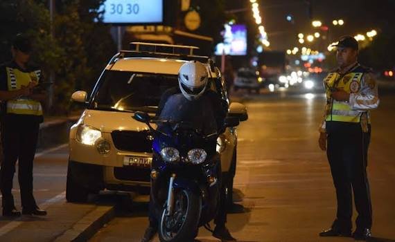 Nga sot shoferët me kategori  B  mund të ngasin motorë deri në 125 kubikë  këto janë kushtet