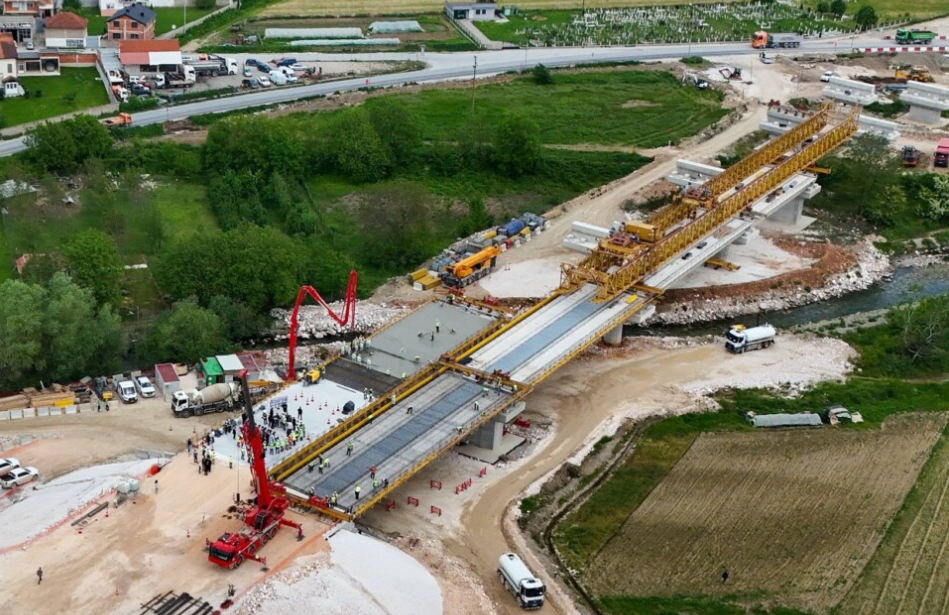 Autostrada Gostivar Bukojçan 11 kilometra janë realizuar  kanë mbetur edhe 20 të tjera