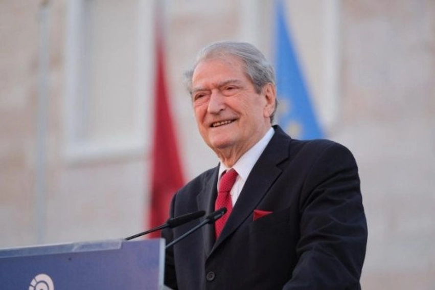 Berisha  Protesta e 8 majit nuk do të jetë politike por për dinjitetin e shqiptarëve