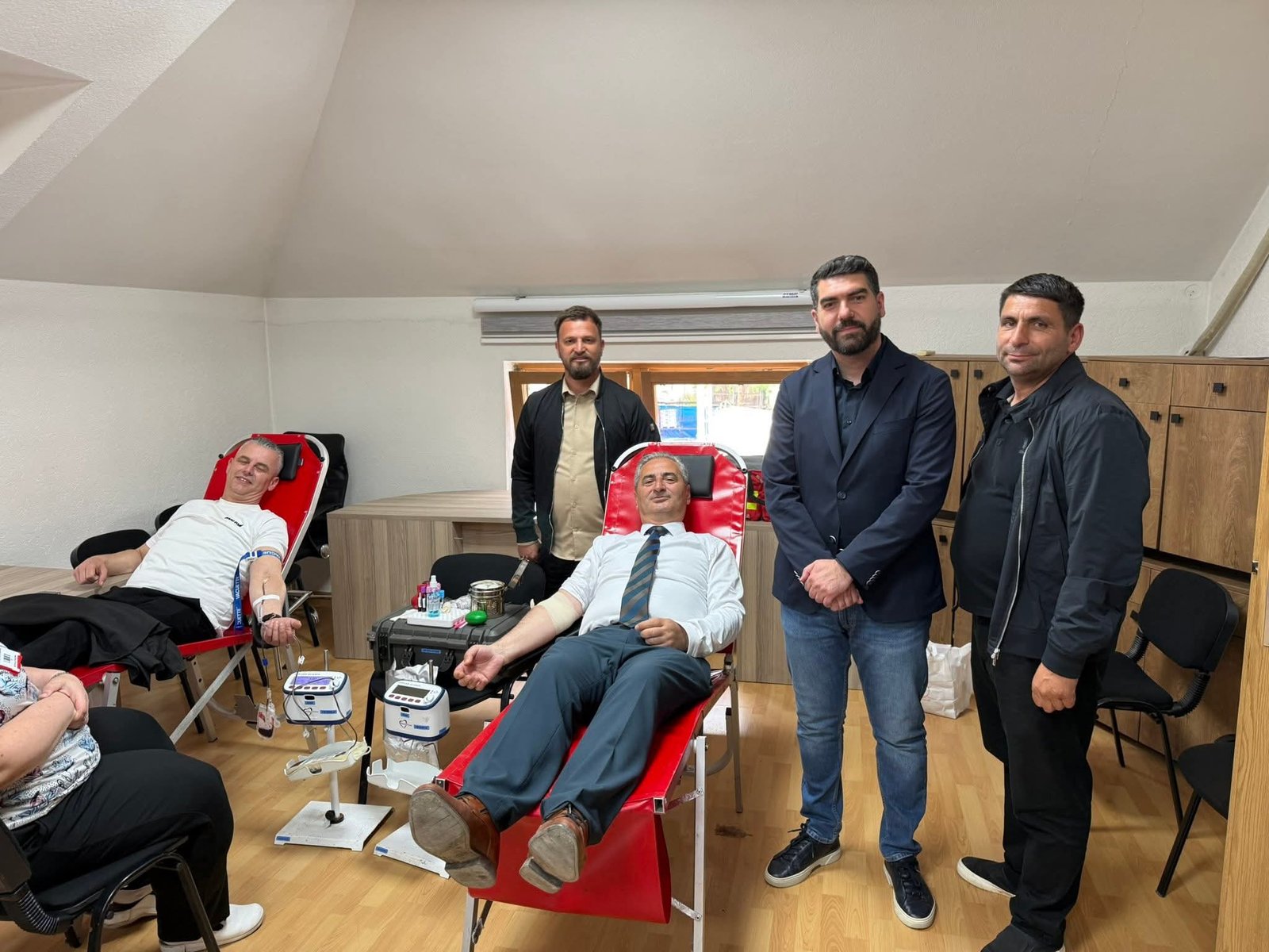 Kryetari i Komunës së Bogovinës  Feti Abazi  i bashkohet aksionit humanitar për dhurim të gjakut