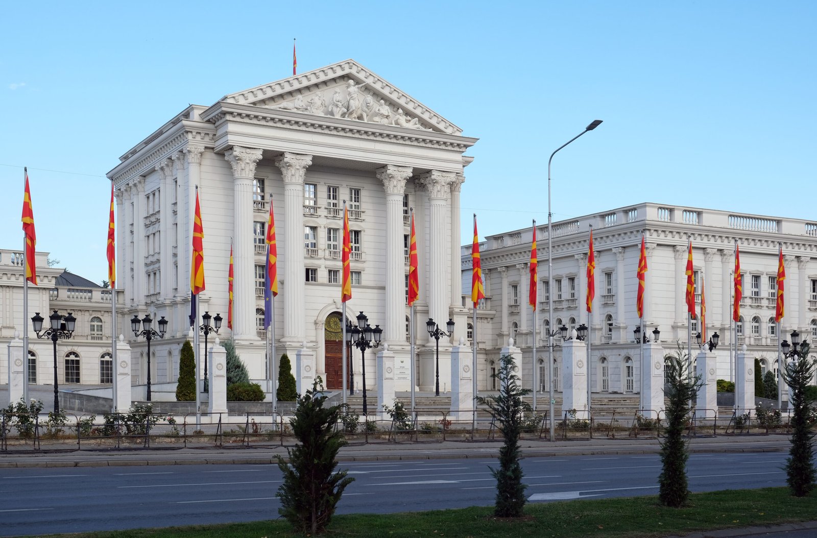 Ligji për Arsimin e Lartë në procedura qeveritare