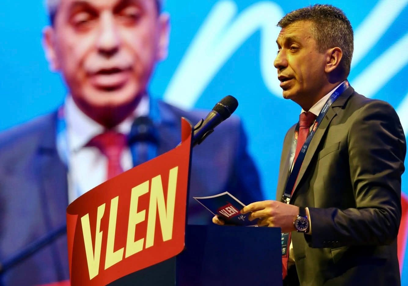 Mexhiti  VLEN po i jep goditje të fortë industrisë së bixhozit