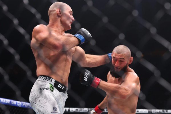 Tronditje në UFC  Strickland ia shkakton Chimaevit humbjen e parë në karrierë  VIDEO 