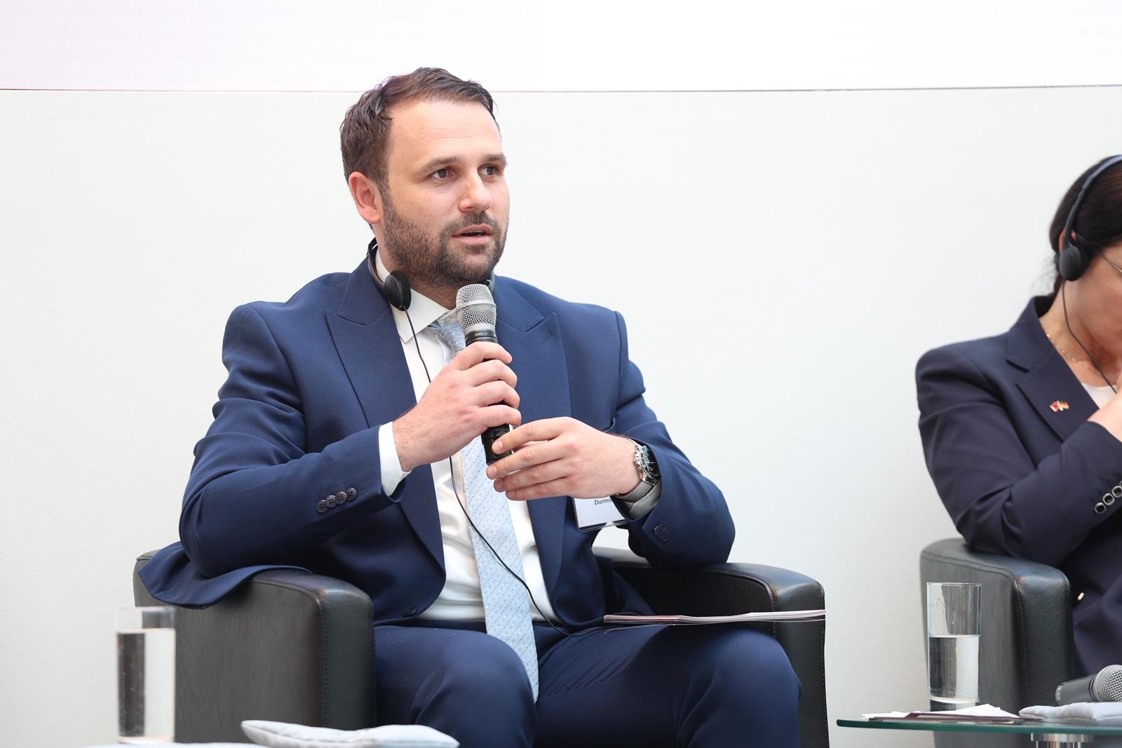 Ministri Durmishi në Procesin e Berlinit  Punësimi cilësor dhe zhvillimi ekonomik mbeten prioritet i Qeverisë
