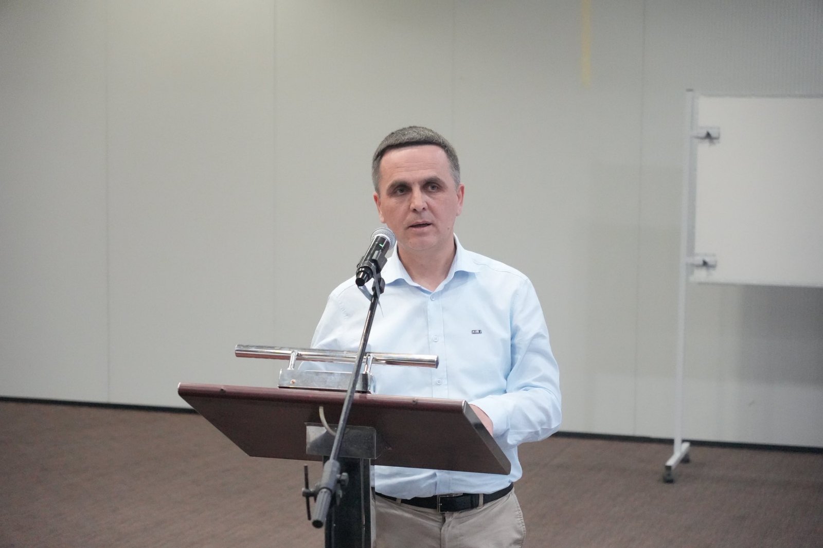 VLEN nis kapitullin e ri  Kasami  Diskutim i frytshëm në mbledhjen e parë të Kuvendit Qendror