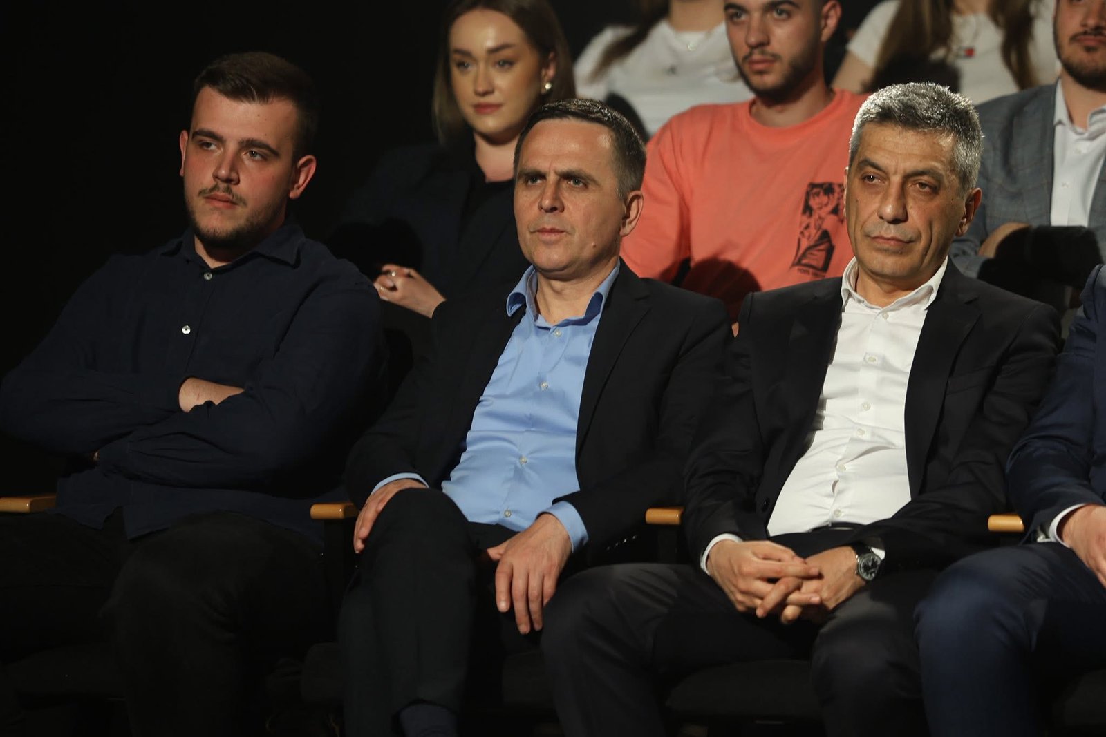 Kasami me të rinjtë  Rinia në qendër të vizionit të VLEN it