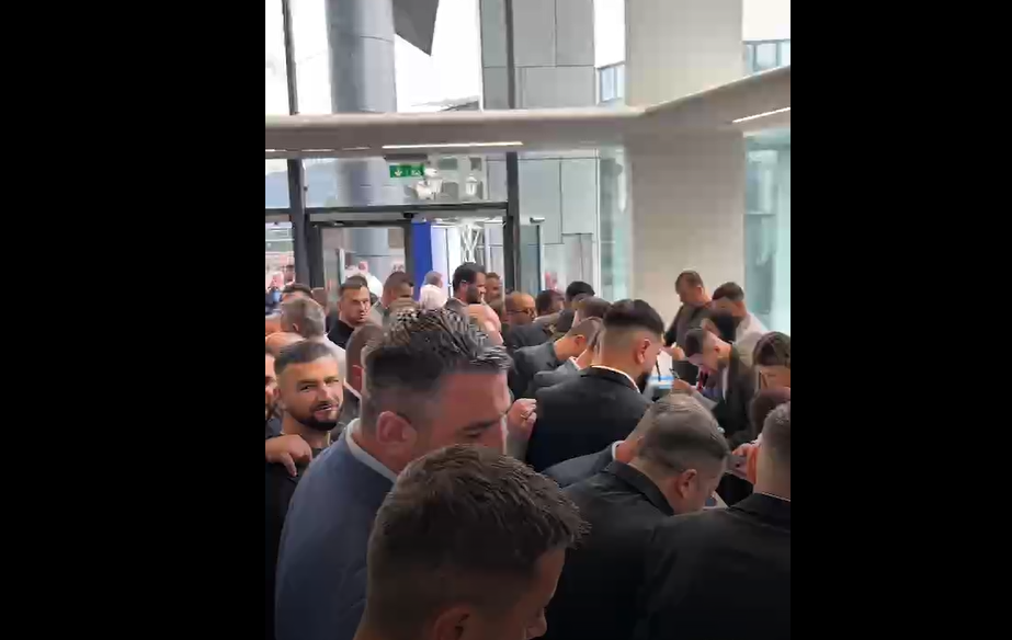 Gjithçka gati për fillimin e Kongresit unifikues të koalicionit VLEN