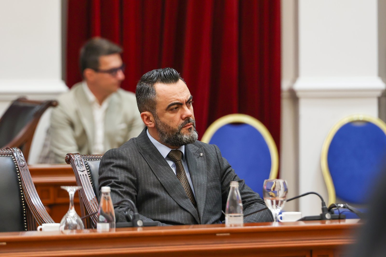Zv ministri i Arsimit  Driton Sulejmani dënon kërcënimet ndaj Blendi Hodait  Fjala e lirë nuk guxon të frikësohet