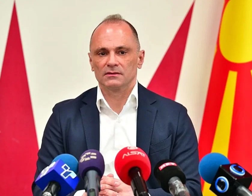 Filipçe  Përfshirja e bullgarëve në Kushtetutë nuk do ta rrezikojë identitetin maqedonas
