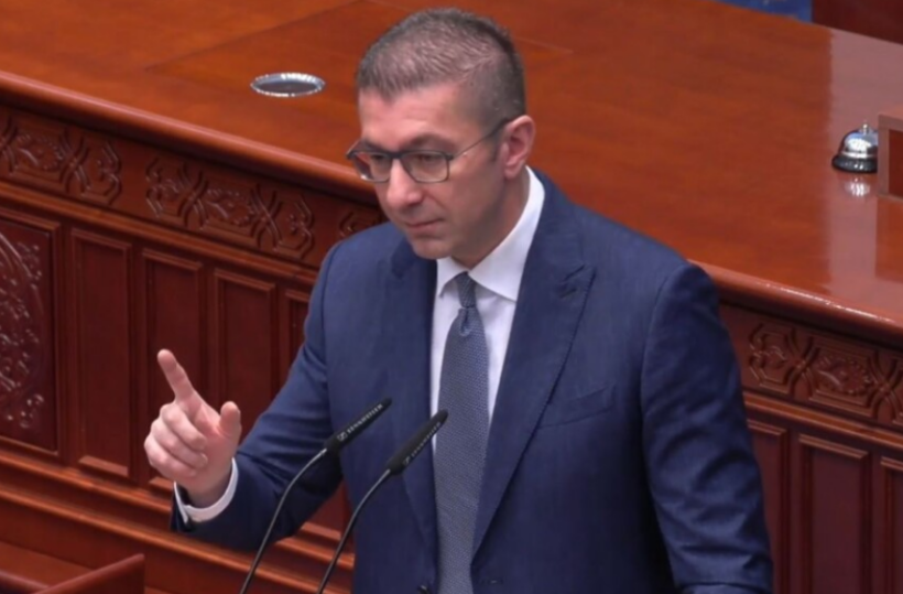 Mickoski  shpartallon  argumentet e opozitës për provimin e jurisprudencës  Ligji nuk e përcakton gjuhën e provimit por ministri  sa ministra kishit e nuk e rregulluat këtë çështje  