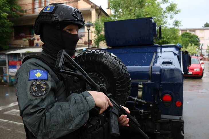 Kosovë   Infrakos  me asistencën e policisë merr nën kontroll stacionet hekurudhore në Zveçan dhe Leposaviq