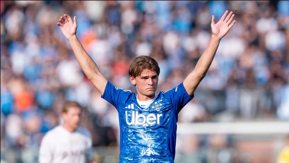 Po magjeps Serinë A me klasin e tij  e ardhmja e Nico Paz mes Real Madrid dhe Inter it