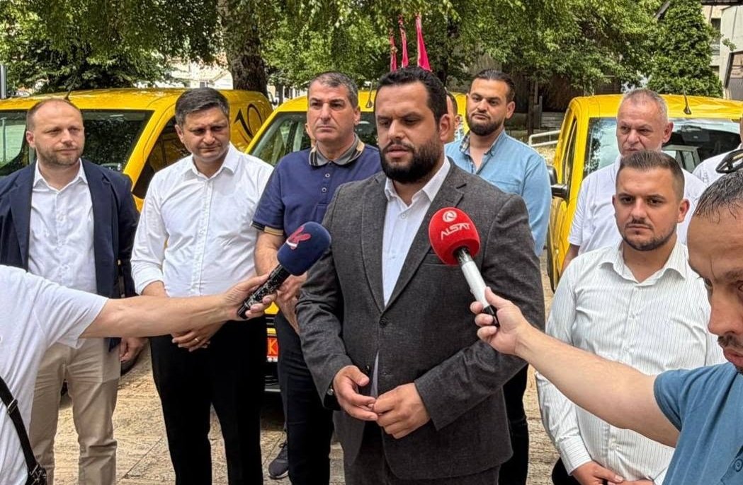 Kurtishi  Pas gati një dekade  Posta e Maqedonisë furnizohet me automjete të reja për Gostivarin dhe Tetovën