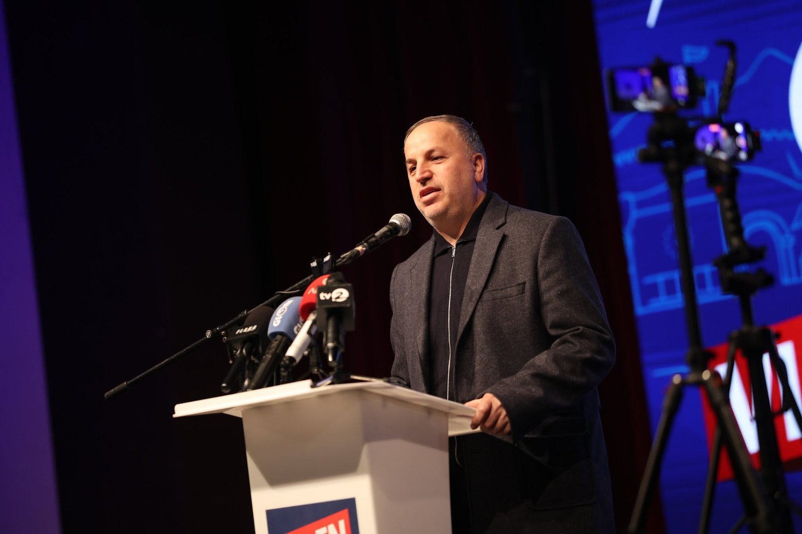  BDI bën zhurmë  ne bëjmë punë   Azizi rendit projektet e realizuara të VLEN it