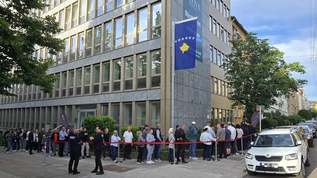 Zgjedhjet parlamentare në Kosovë  mbi 27 mijë persona votojnë sot në ambasada dhe konsullata