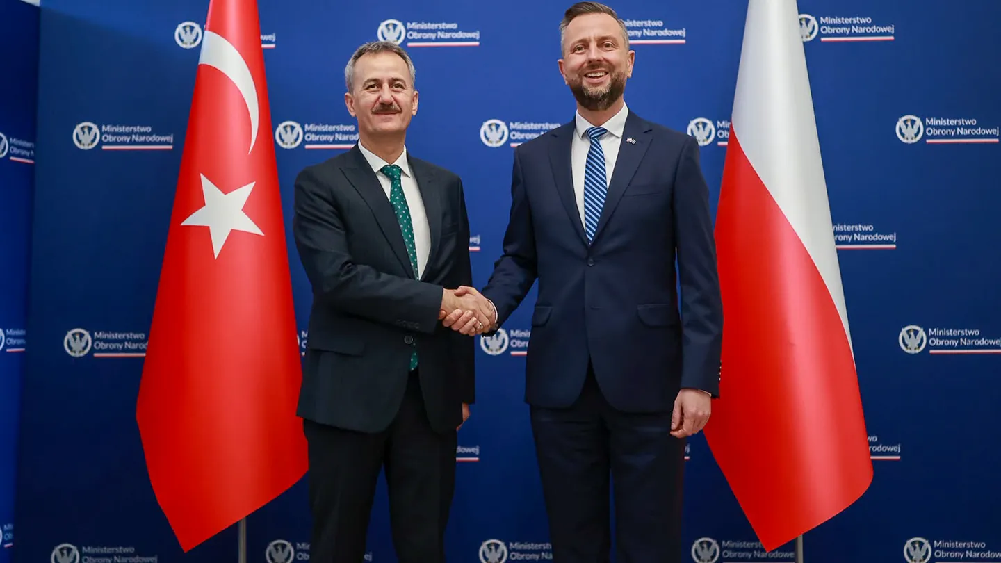 Turqia dhe Polonia diskutojnë për thellimin e bashkëpunimit në industrinë e mbrojtjes
