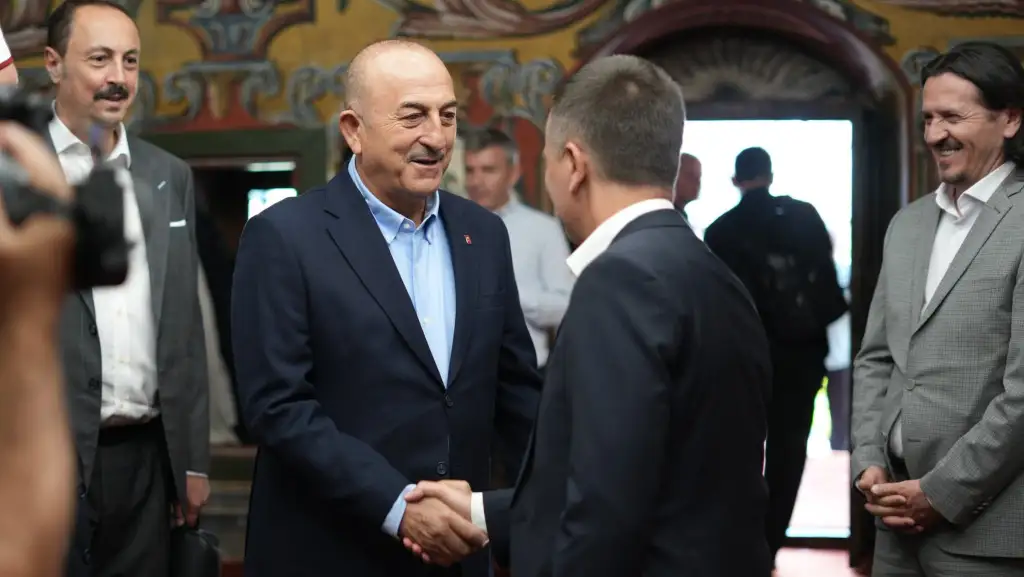Kryetari Bilall Kasami pret në Tetovë ish ministrin e jashtëm turk  Mevlüt Çavuşoğlu