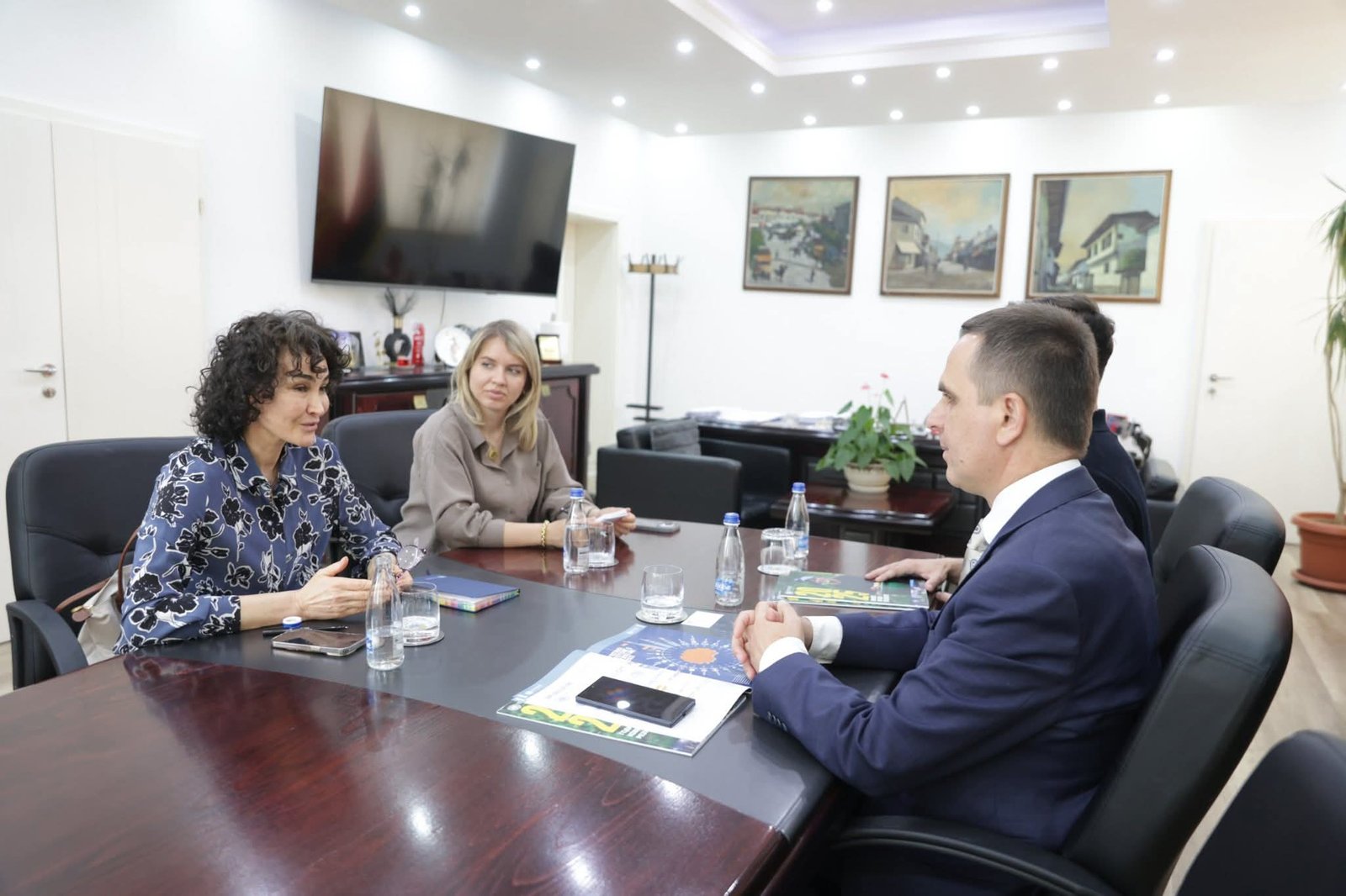 Kasami takon Koordinatoren e OKB së në Maqedoninë e Veriut  në fokus kultura dhe të rinjtë