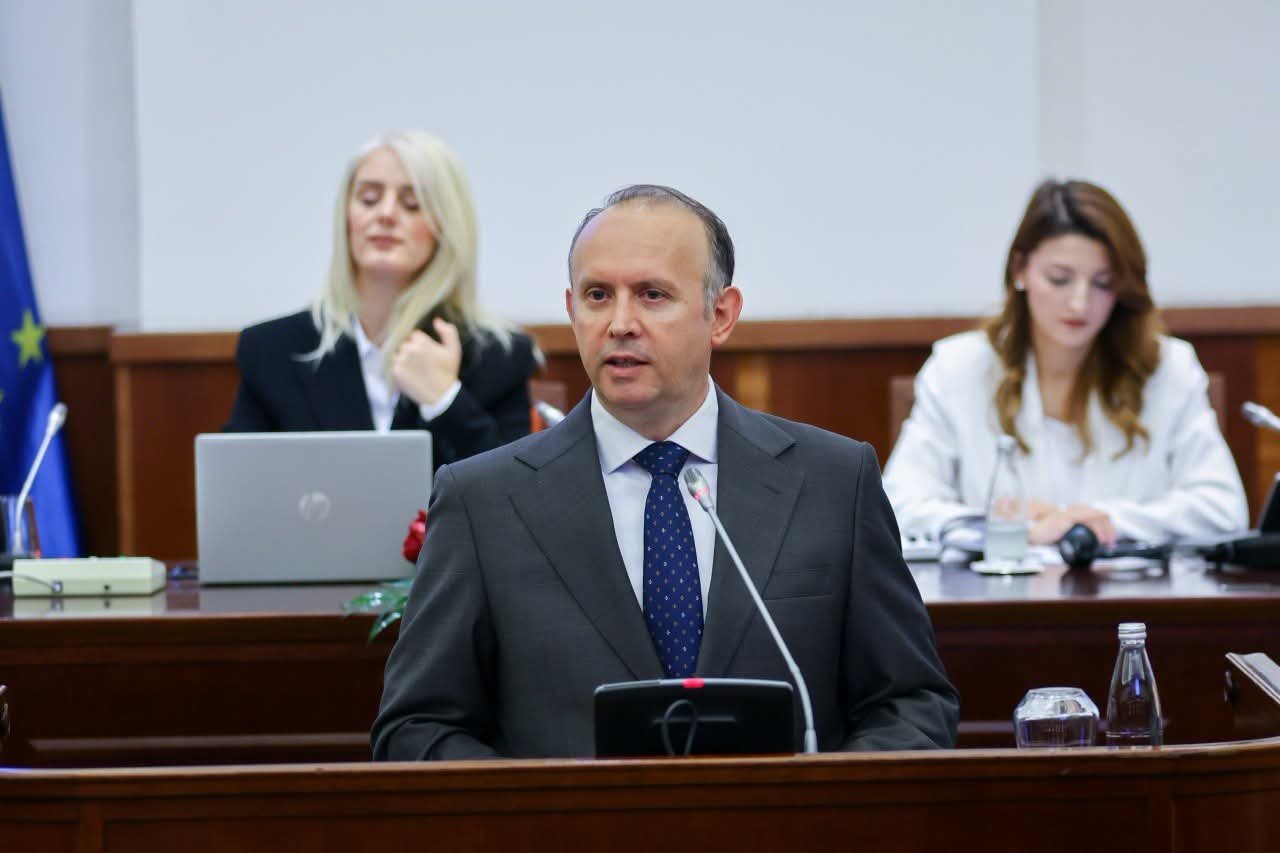 Dy vite në krye të Kuvendit  Gashi prezanton rezultatet e punës