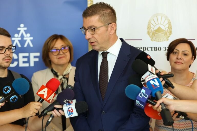 Mickoski paralajmëron marketet  Ulni çmimet  përndryshe do të ndërhyjë Qeveria